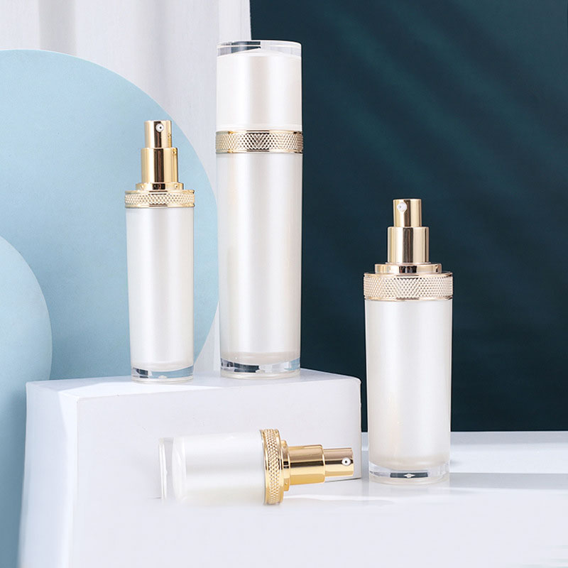 100ml pearl white acrylic/plas - огляд і ціна Essence Serum Toner
